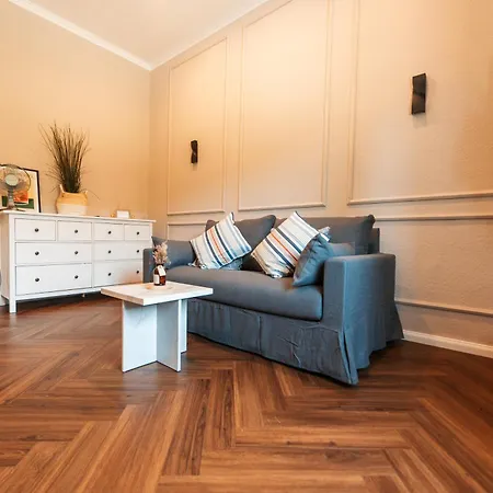 아파트 Stylisches Mit Schlafzimmer & Wohnzimmer *