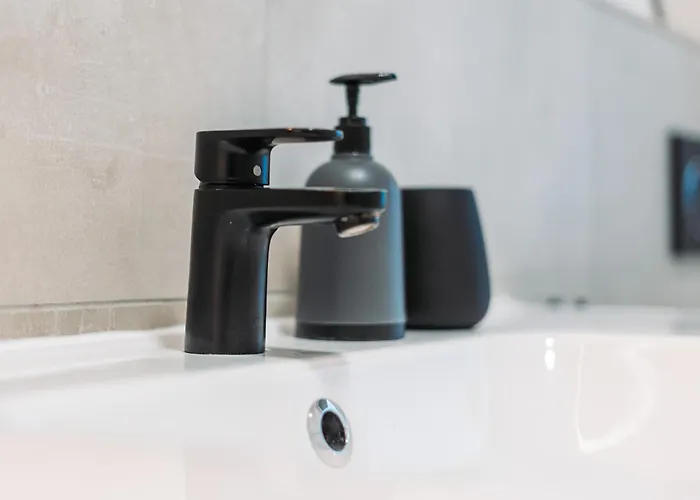 Stylisches Mit Schlafzimmer&wohnzimmer Koblenz (Rhineland-Palatinate)